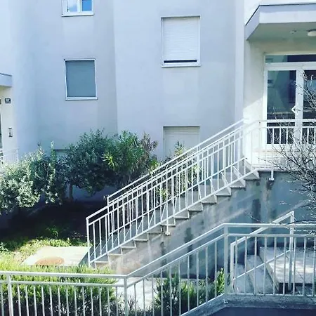 Apartment Oaza *